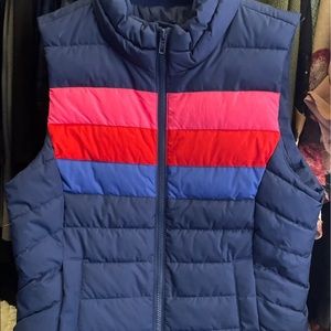 NWOT Gap puffer vest